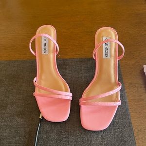 Steve Madden size 7 adorable pink mid heels